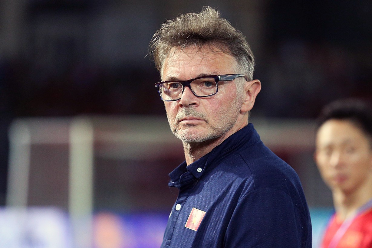 HLV Philippe Troussier thất nghiệp gần 2 năm qua
