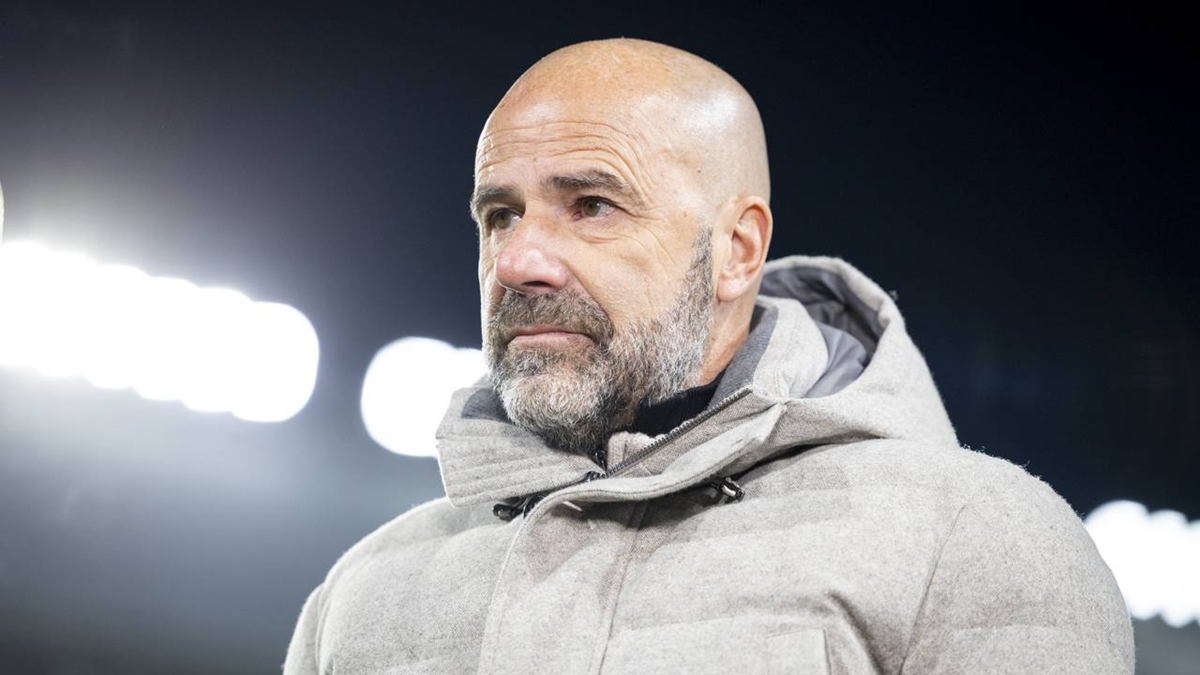HLV Peter Bosz đối mặt bài toán khó là phong tỏa sức mạnh của Bayern Munich.