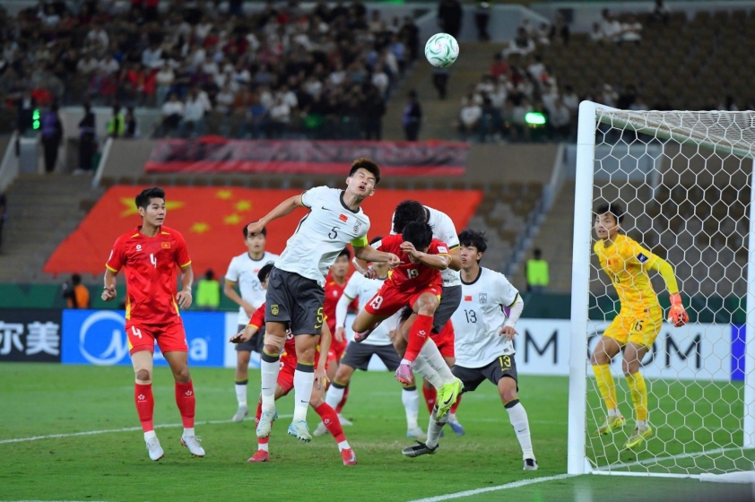 U23 Việt Nam thi đấu dưới sức trước U23 Trung Quốc