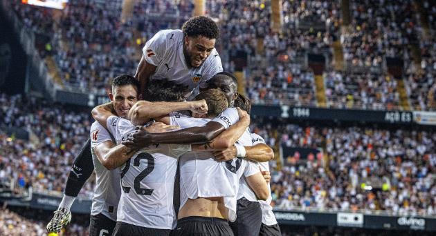 Valencia trải qua nhiều giai đoạn thăng trầm trong lịch sử.