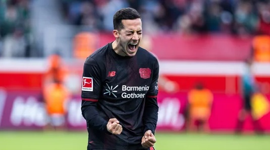 Leverkusen vừa giành chiến thắng trước Werder Bremen tại Bundesliga. Leverkusen thắng Werder Bremen