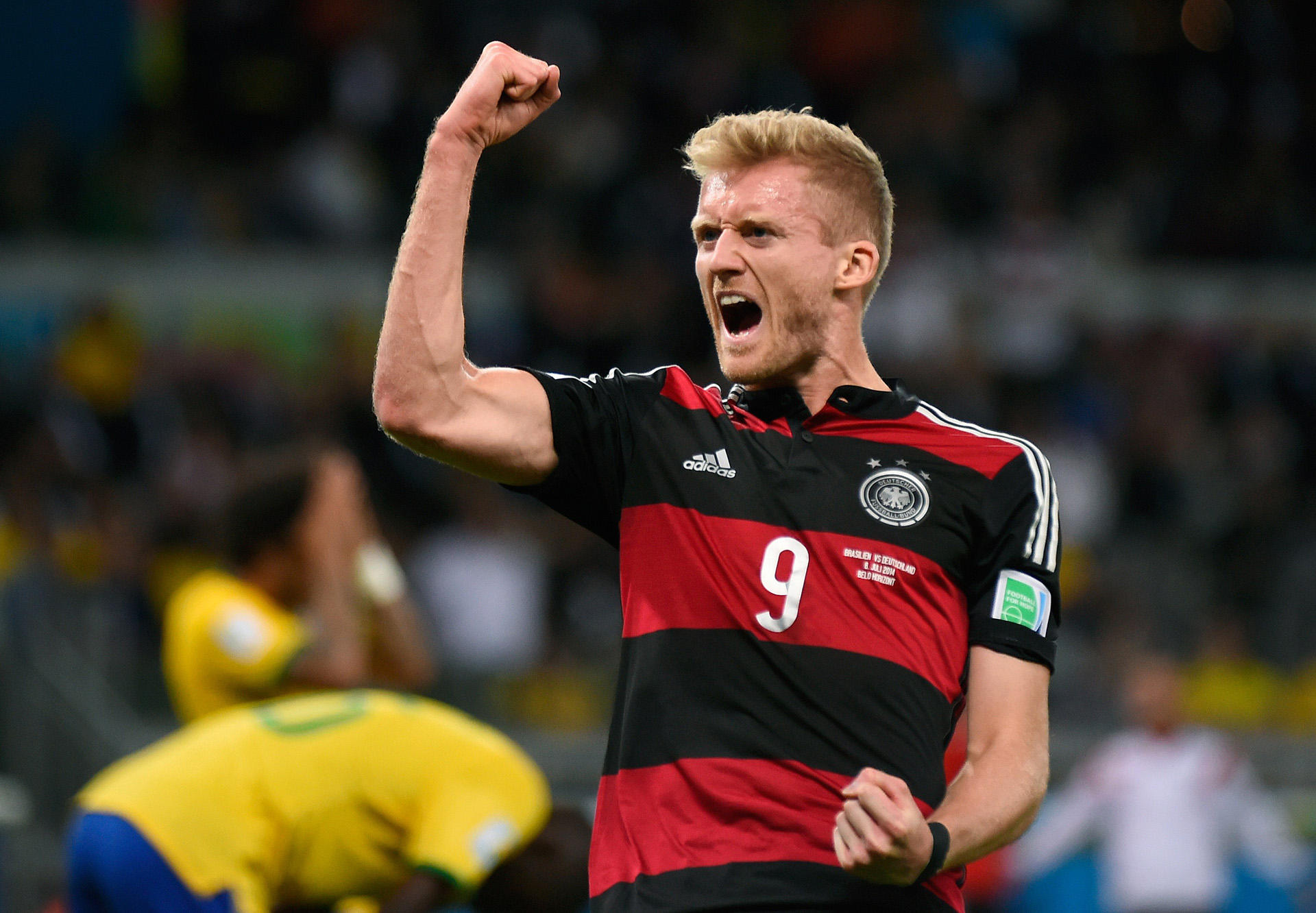 Schurrle ghi bàn cho Đức