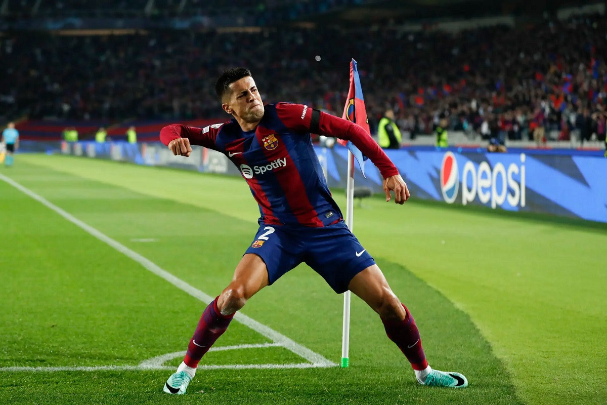 Joao Cancelo trong màu áo Barca