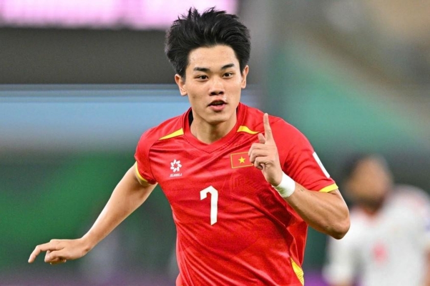 Có gì trong mâm cỗ mừng công của gia đình Nguyễn Đình Bắc?