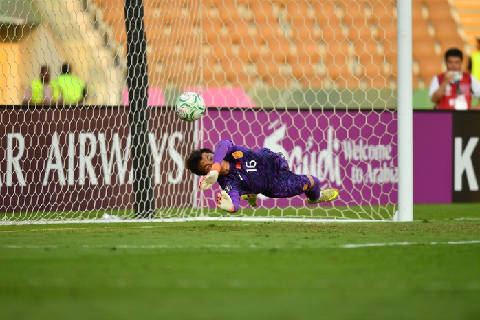 Li Hao tỏa sáng trong hệ thống phòng ngự kín kẽ của U23 Trung Quốc