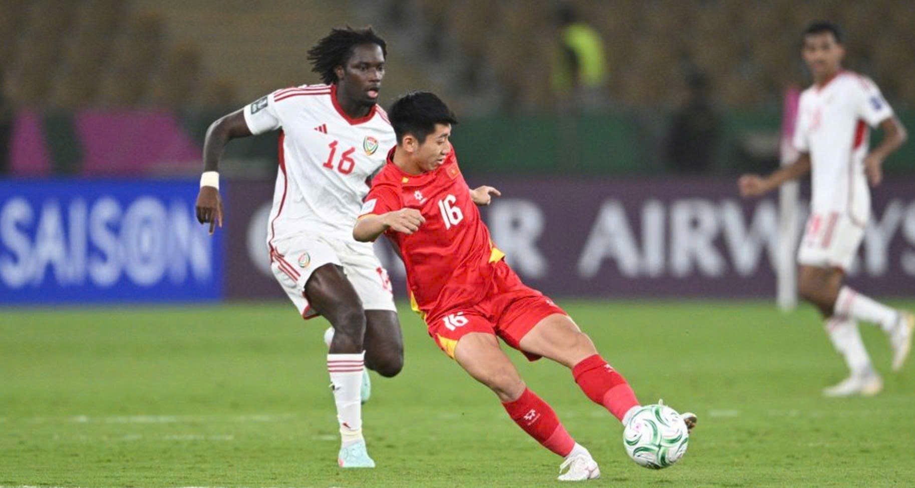 U23 Việt Nam chơi hay ở tứ kết nhưng việc để U23 UAE ghi 2 bàn thắng từ các pha đánh đầu cũng là điều cần rút kinh nghiệm.