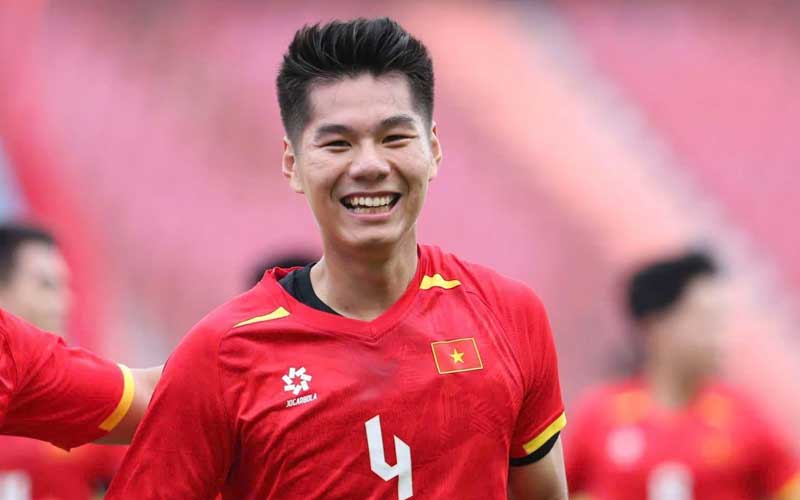 Trung vệ Hiểu Minh