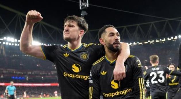 MU thăng hoa dưới sự chỉ đạo của Carrick. MU thăng hoa dưới sự chỉ đạo của Carrick.