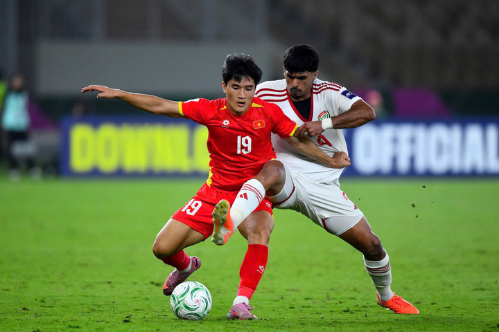 Ngọc Mỹ thi đấu cho U23 Việt Nam