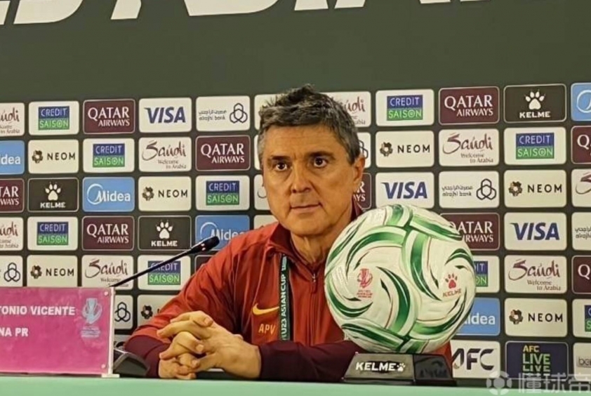 HLV Antonio Puche khen ngợi các cầu thủ Trung Quốc đã chiến đấu hết mình HLV Antonio Puche khen ngợi các cầu thủ Trung Quốc đã chiến đấu hết mình