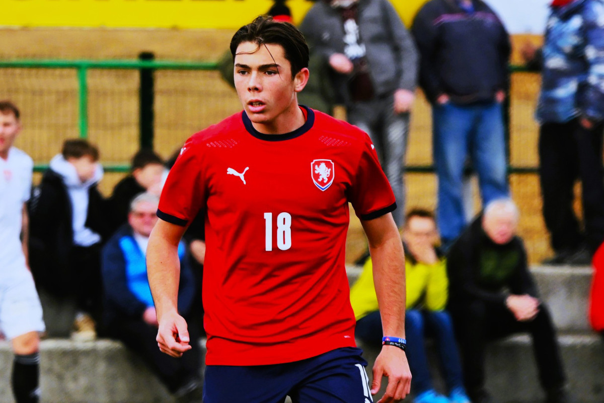 Louis Thomas Buffon, măng non nhà Gigi đang sẵn sàng bước ra sân khấu lớn