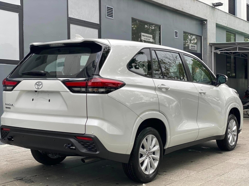 Nội thất Toyota Innova Cross sang trọng