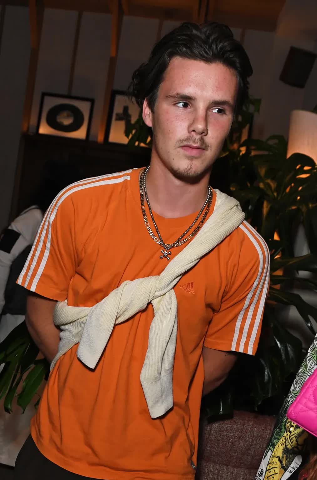 Cruz Beckham đăng tải bài viết trên mạng xã hội