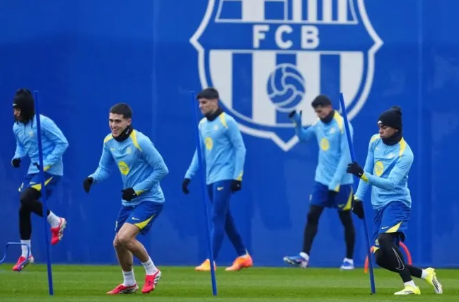 Barca tập luyện chuẩn bị cho trận Elche