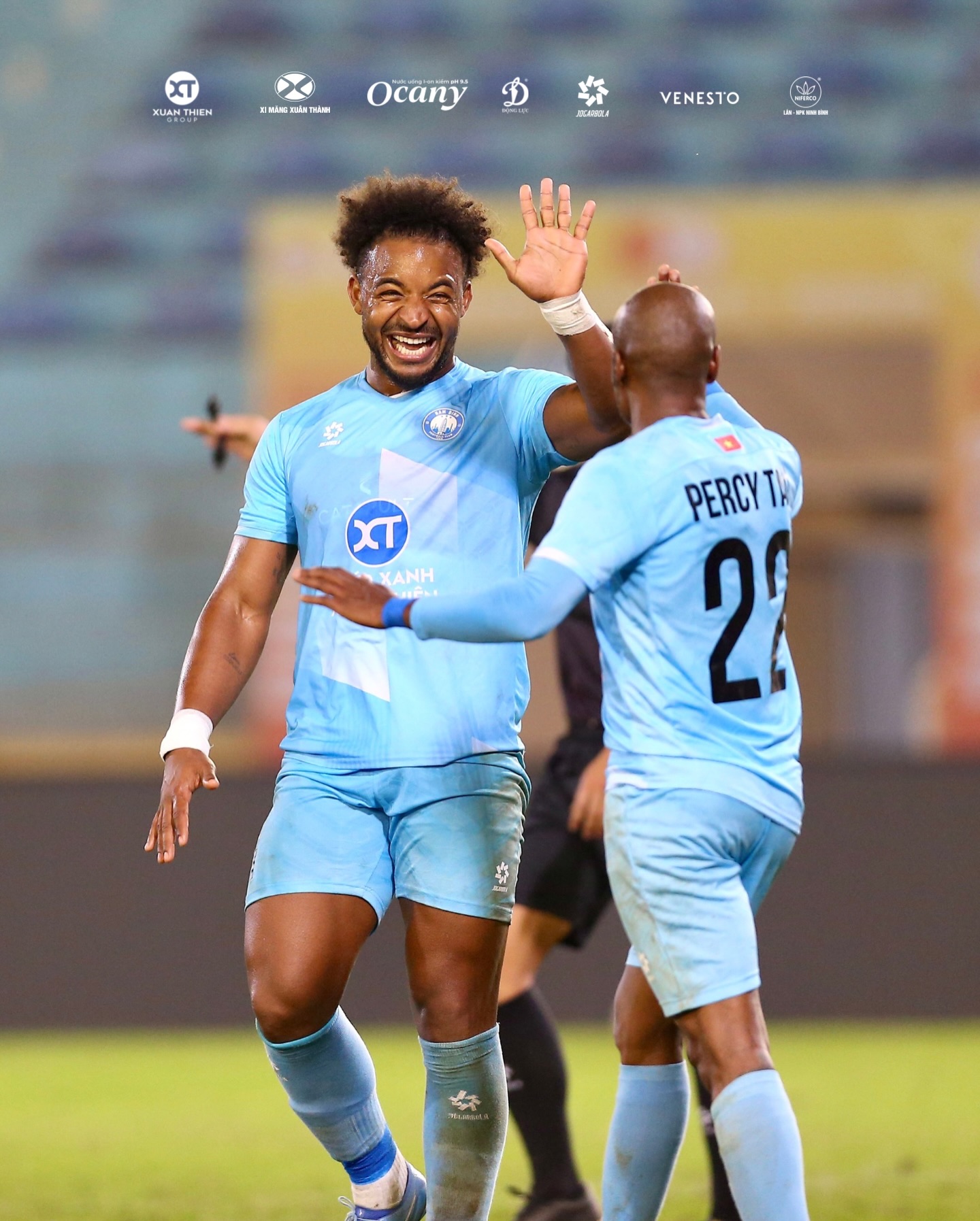 Xuân Son toả sáng, đội bóng Việt Nam vượt mặt đại gia Malaysia vào bán kết giải Đông Nam Á - Ảnh 1. Xuân Son toả sáng