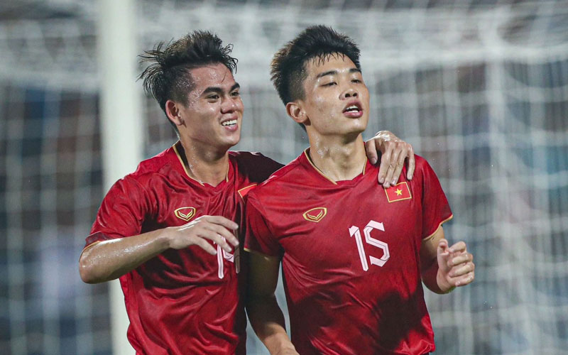 Văn Khang và Đình Bắc được đánh giá cao