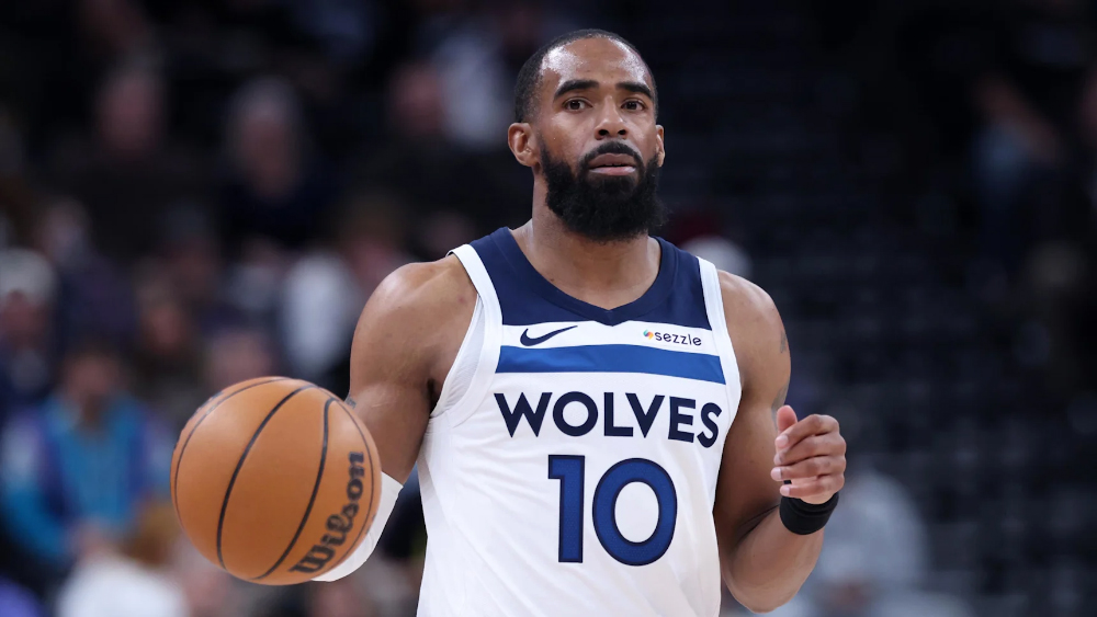 Mức lương mới thấp hơn nhiều so với mức cũ của Mike Conley