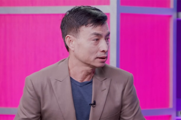 Bố Xuân Mai - Ảnh 10. Ca sĩ Tuấn Cảnh trong một chương trình truyền hình