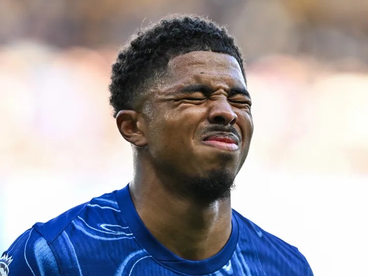 Fofana bị thẻ đỏ