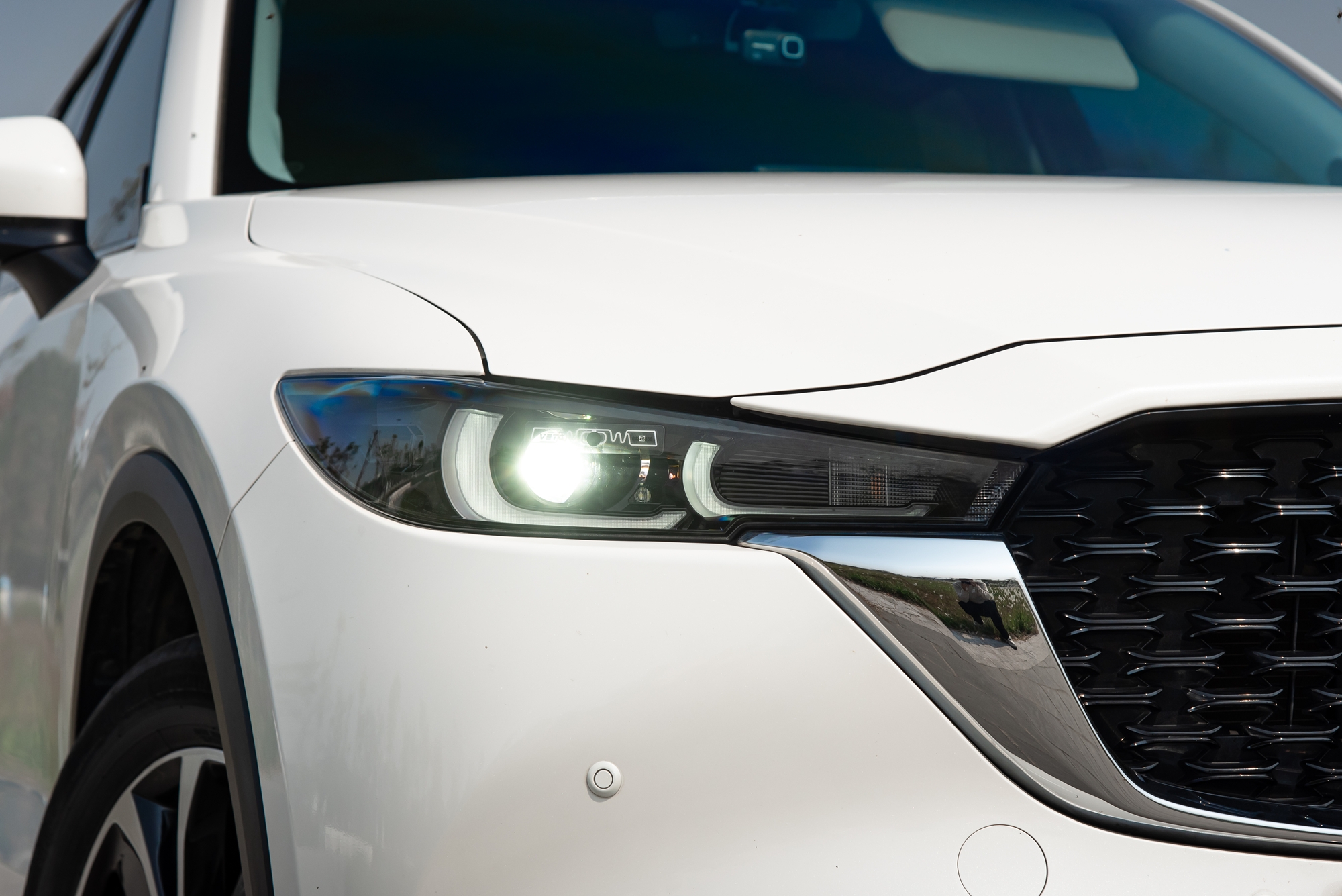 Mazda CX-5 sở hữu những trang bị đủ chiều chuộng cho những nhu cầu thường thấy của một chủ xe ô tô