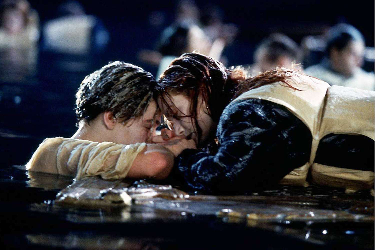 Cảnh kết Titanic