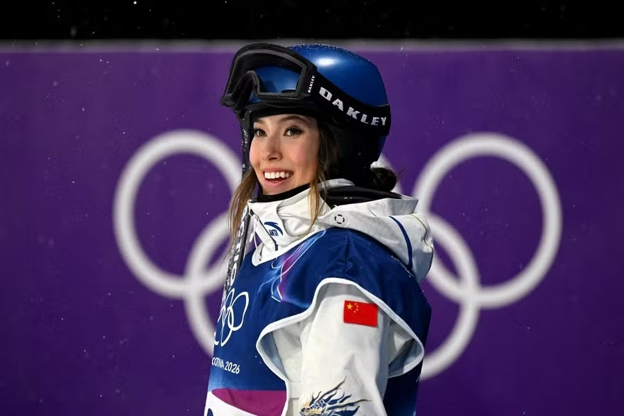 Eileen Gu nhận huy chương bạc slopestyle