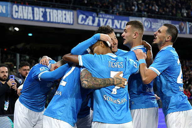 Napoli sẽ đánh bại chủ nhà Udinese?