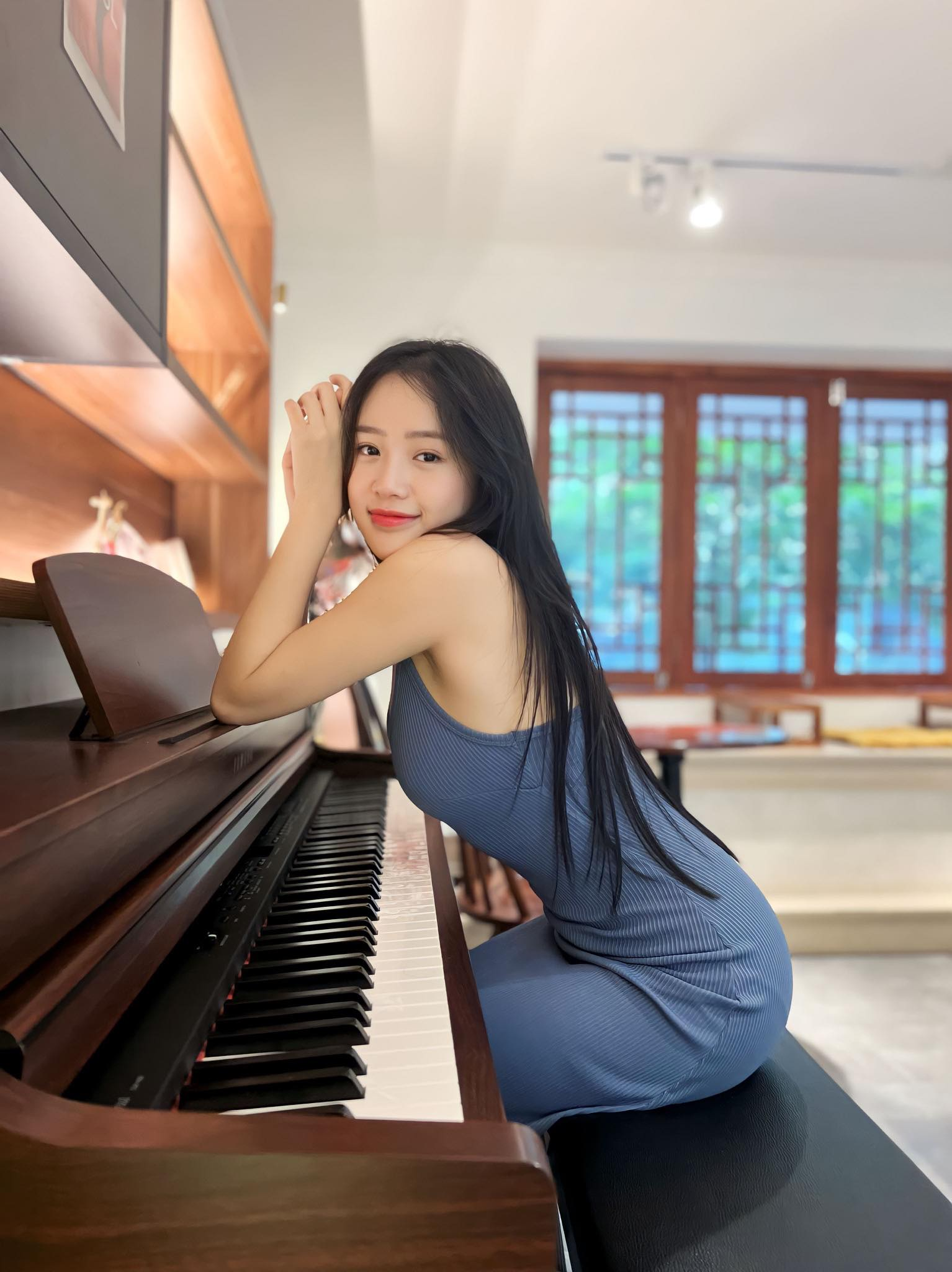 Tổng hợp những lần Mai Linh Zuto thả dáng, khiến anh em game thủ chết lặng trước sự quyến rũ