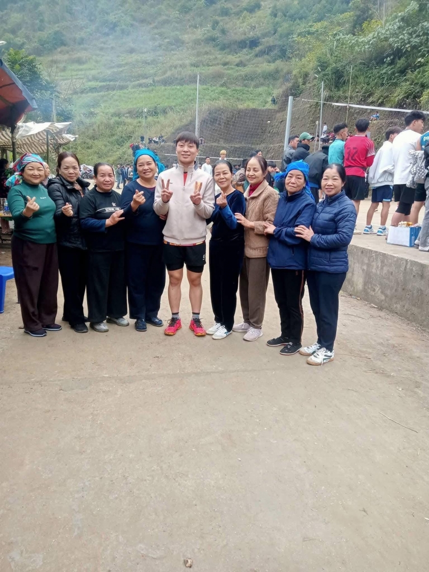 Đặng Thị Hồng tái xuất