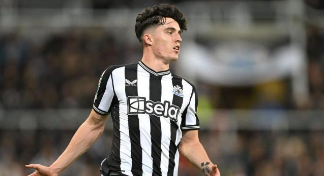 Tino Livramento có thể rời Newcastle.