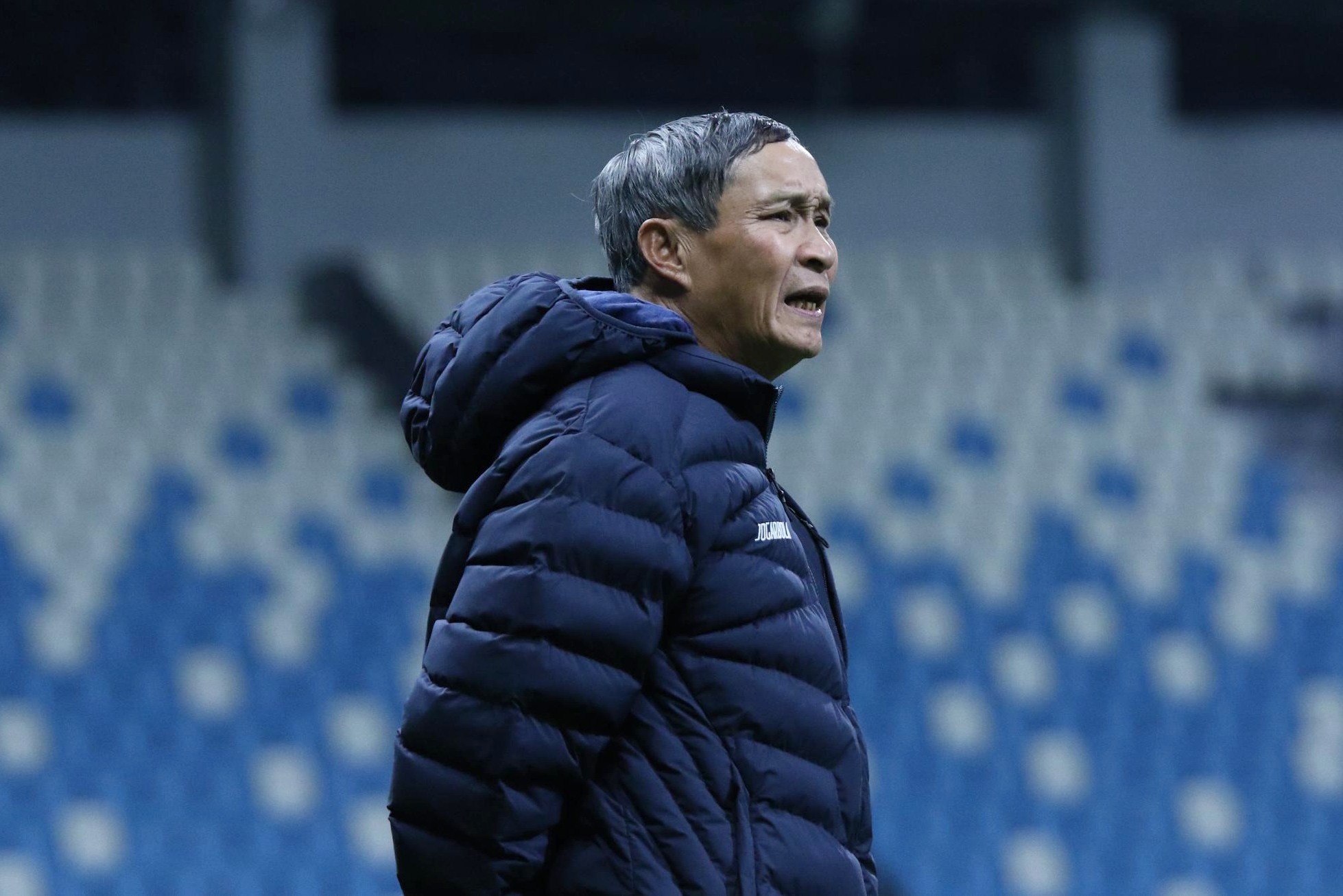 HLV Mai Đức Chung hài lòng khi ĐT nữ Việt Nam cọ xát với đối thủ mạnh như Trung Quốc