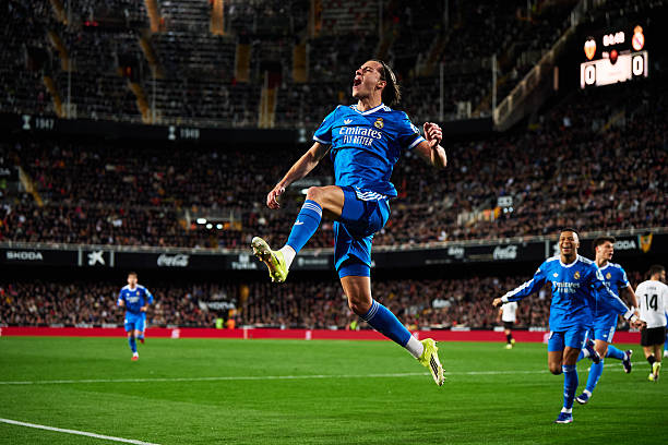 Carreras đóng vai trò then chốt trong chiến thắng của Real Madrid