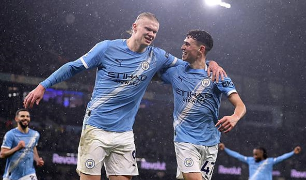 Manchester City thắng dễ Fulham trên sân nhà.