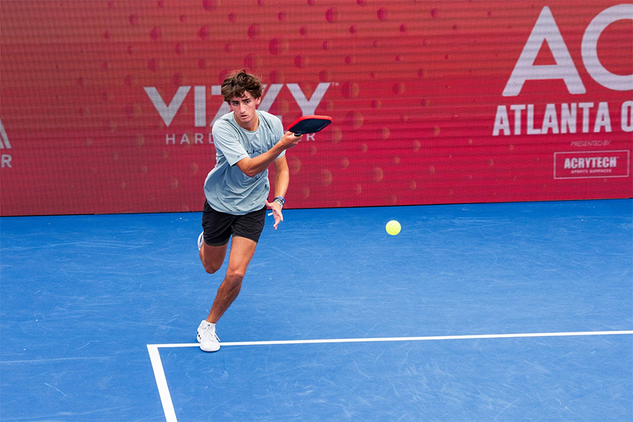 Vận động viên Gabe Tardio sử dụng sản phẩm của Facolos