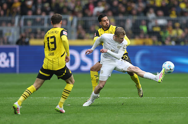 Mainz khó làm nên bất ngờ trước Dortmund.