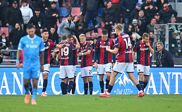 Trận đấu giữa Bologna và Napoli tại vòng 11 Serie A khép lại với chiến thắng thuyết phục 2-0 dành cho đội chủ nhà Bologna