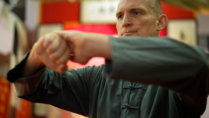 Lundqvist luyện tập Vịnh Xuân