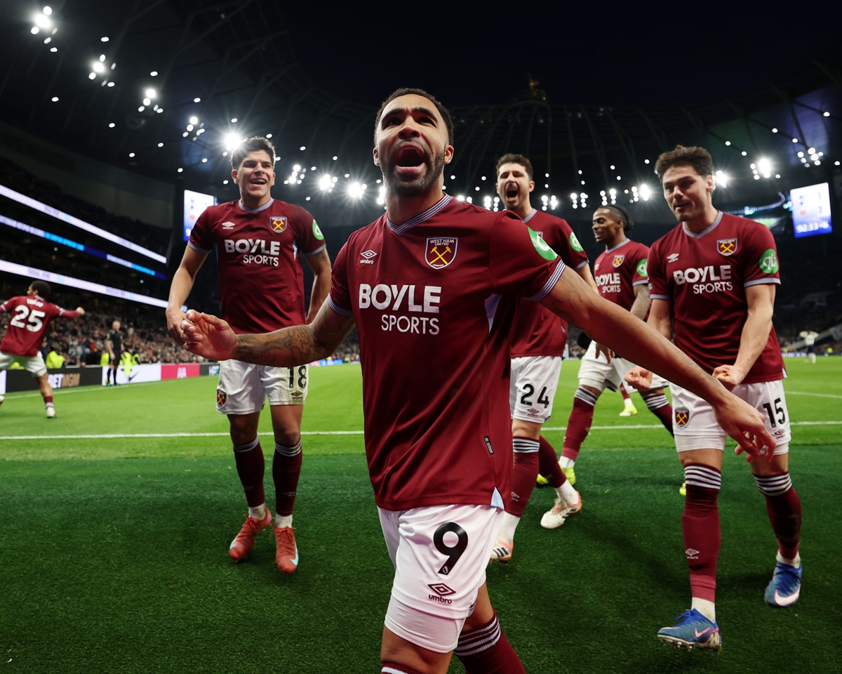 West Ham tạo dấu hiệu tích cực ở Ngoại hạng Anh