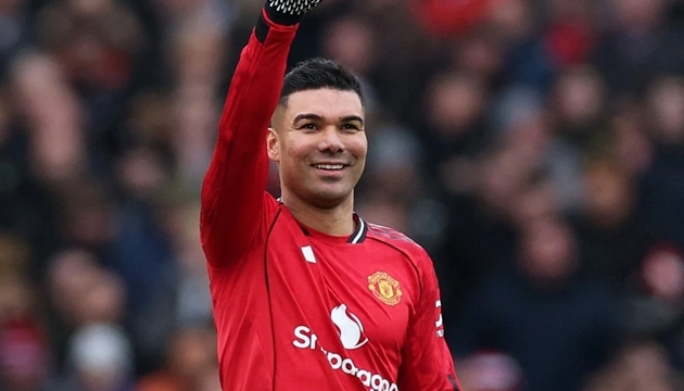 Casemiro nổi bật tại Ngoại Hạng Anh
