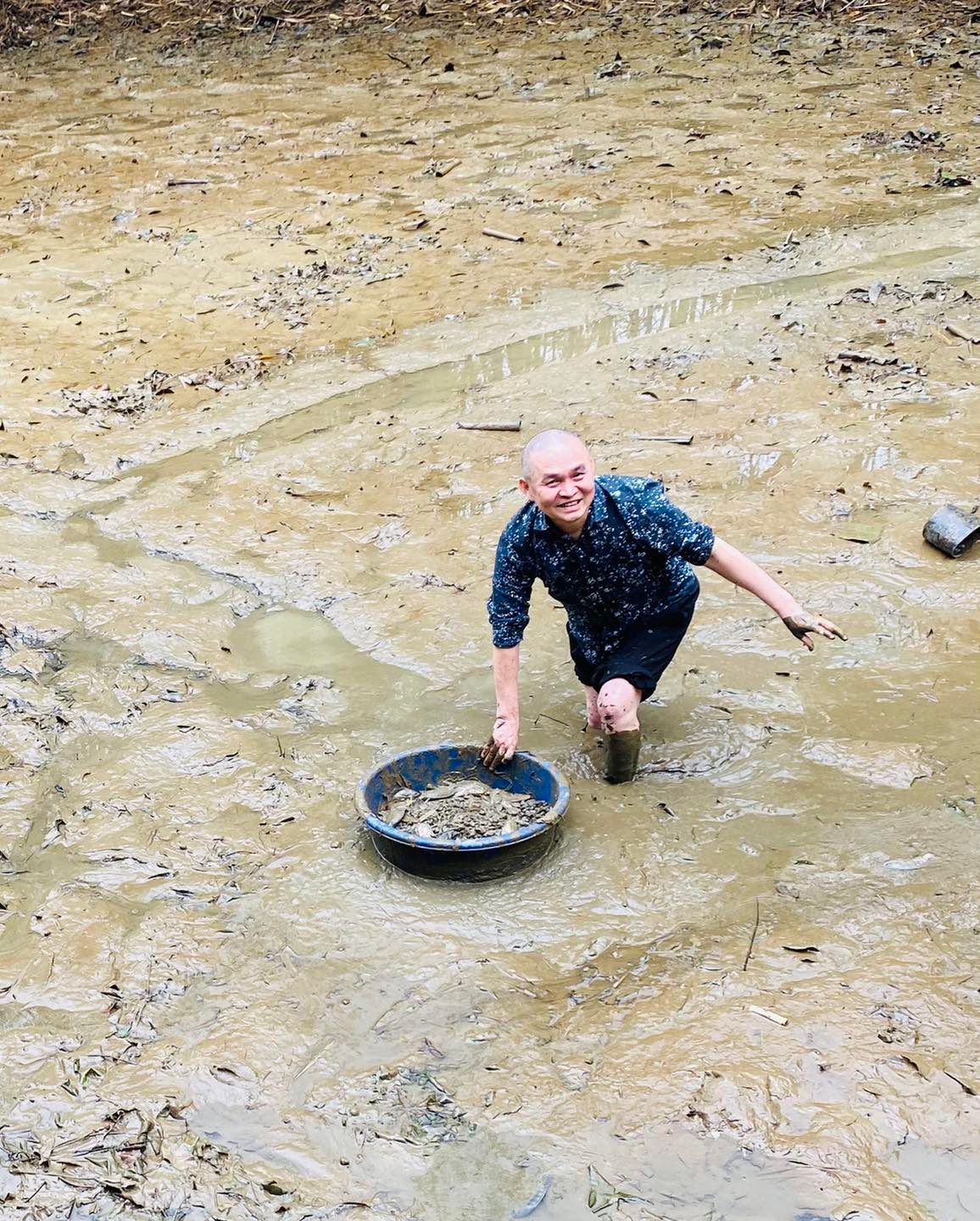 Hình ảnh đời thường giản dị của Xuân Hinh