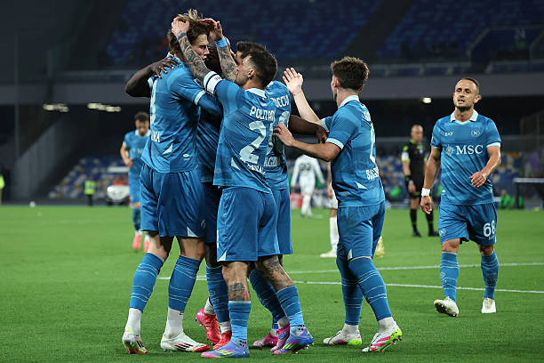 Napoli sẽ đánh bại Bologna trên sân khách?