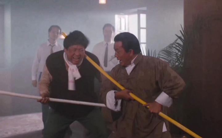 Khoảnh khắc thân thiết giữa Hồng Kim Bảo và Lưu Gia Lương