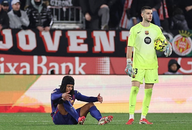 Thủ môn Joan Garcia cứu thua cho Barcelona