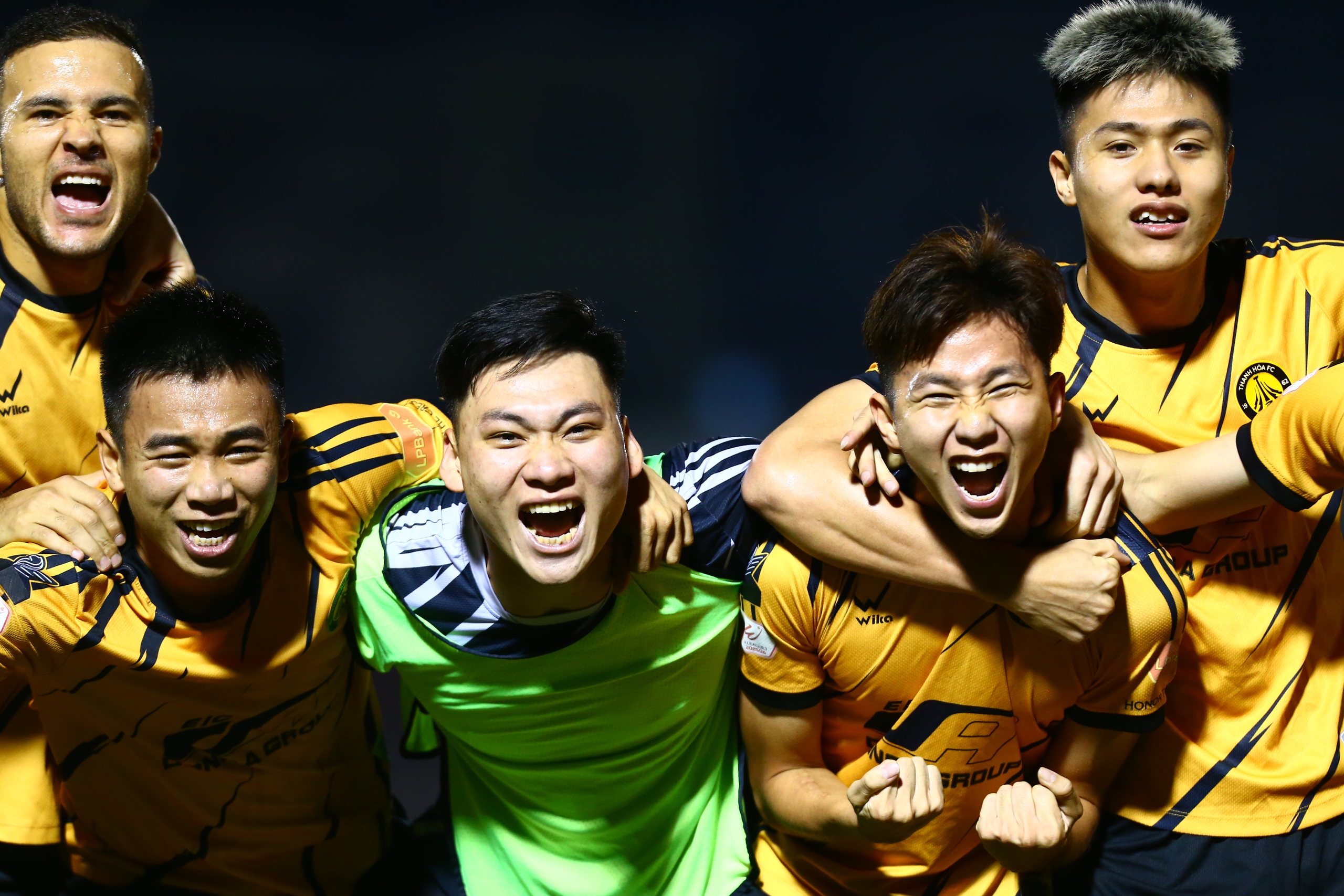 CLB Thanh Hóa ăn mừng chiến thắng