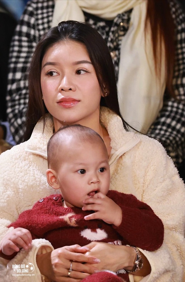 Không nghĩ Yến Xuân vợ Văn Lâm vừa sinh xong lại xinh như thế!- Ảnh 1.