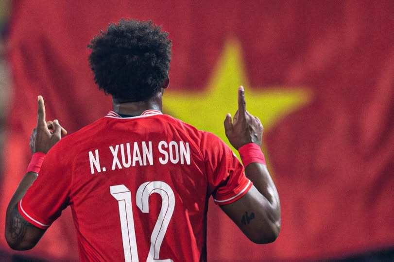 Tin nóng bóng đá Việt hôm nay 16/10: Xuân Son gửi thông điệp ý nghĩa; Cầu thủ Hà Nội FC tập ngay khi trở về từ đội tuyển Việt Nam - Ảnh 1.