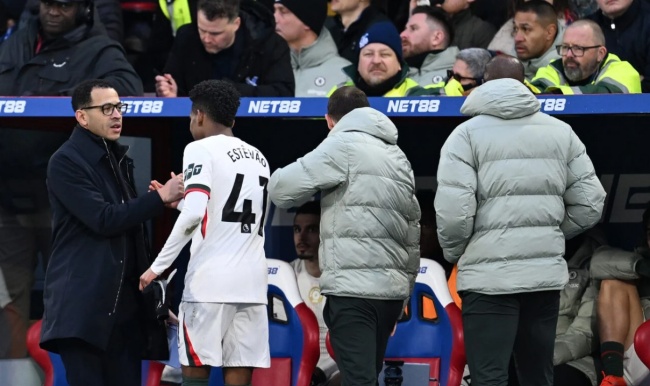 Chelsea đối mặt bài toán xoay tua nhân sự trước Leeds.