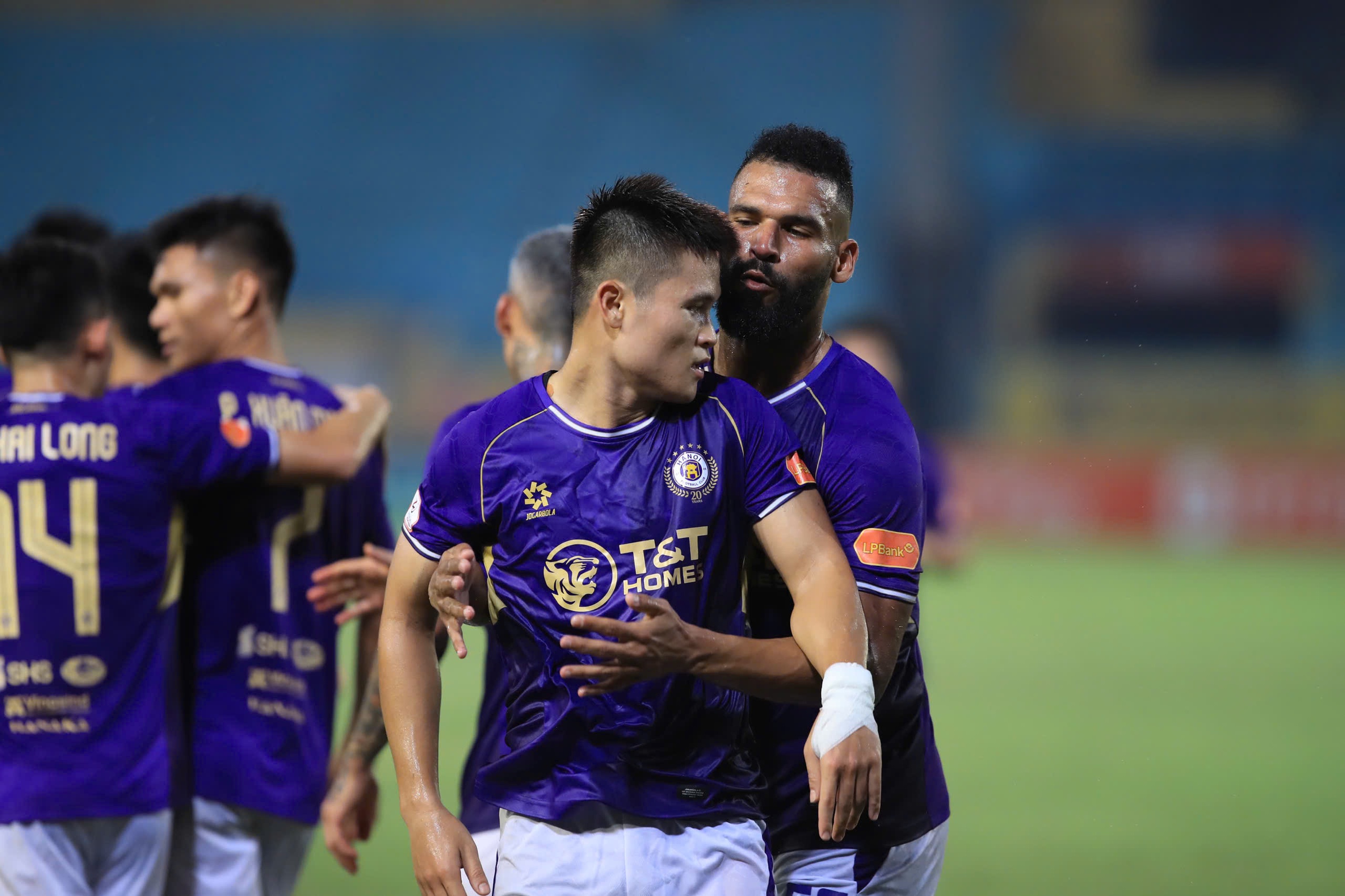 Tân huấn luyện viên Nhật Bản của Hà Nội FC tiếc nuối khi không thể thắng Thể Công Viettel - Ảnh 1.