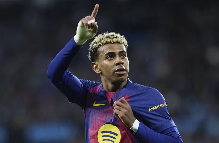 Barca dẫn đầu La Liga