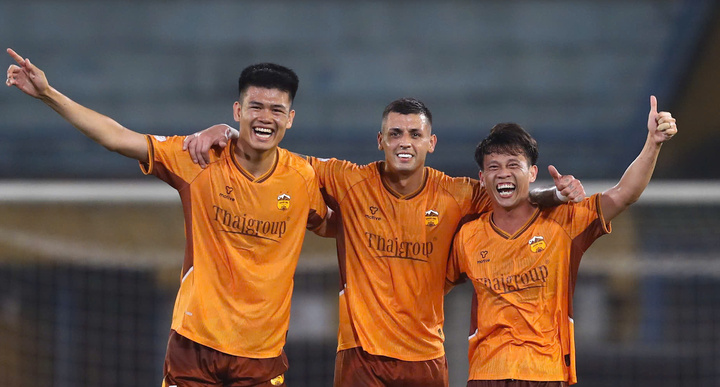 HAGL thua ngược trên sân của CLB Công an Hà Nội